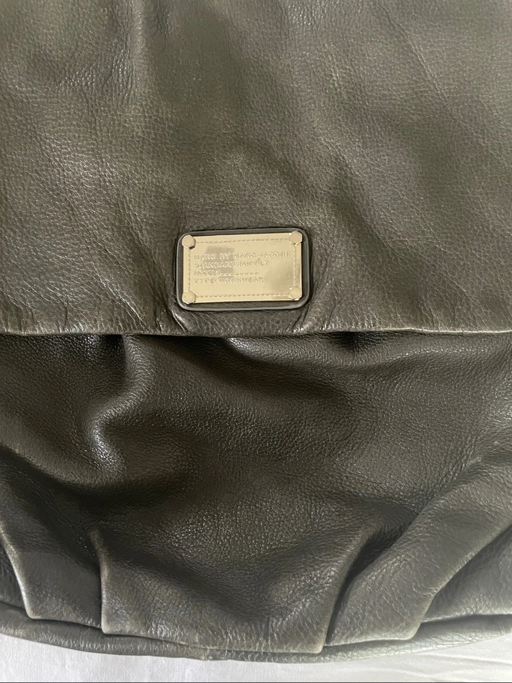 Marc by Marc Jacobs Genuine   Leather Shoulder Bag Grey (16x13hx3d)